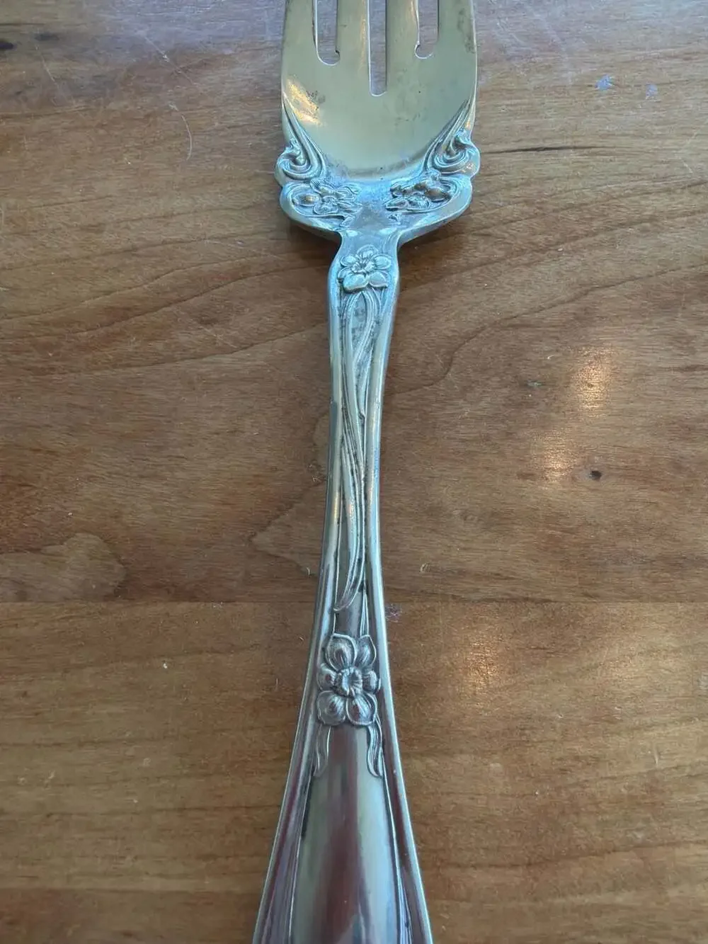 Vintage Rogers‎ Nickel Silver Narcissus Pattern Cold Meat Serving Fork